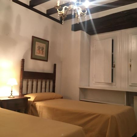 Apartamentos La Casona Ucieda Екстериор снимка