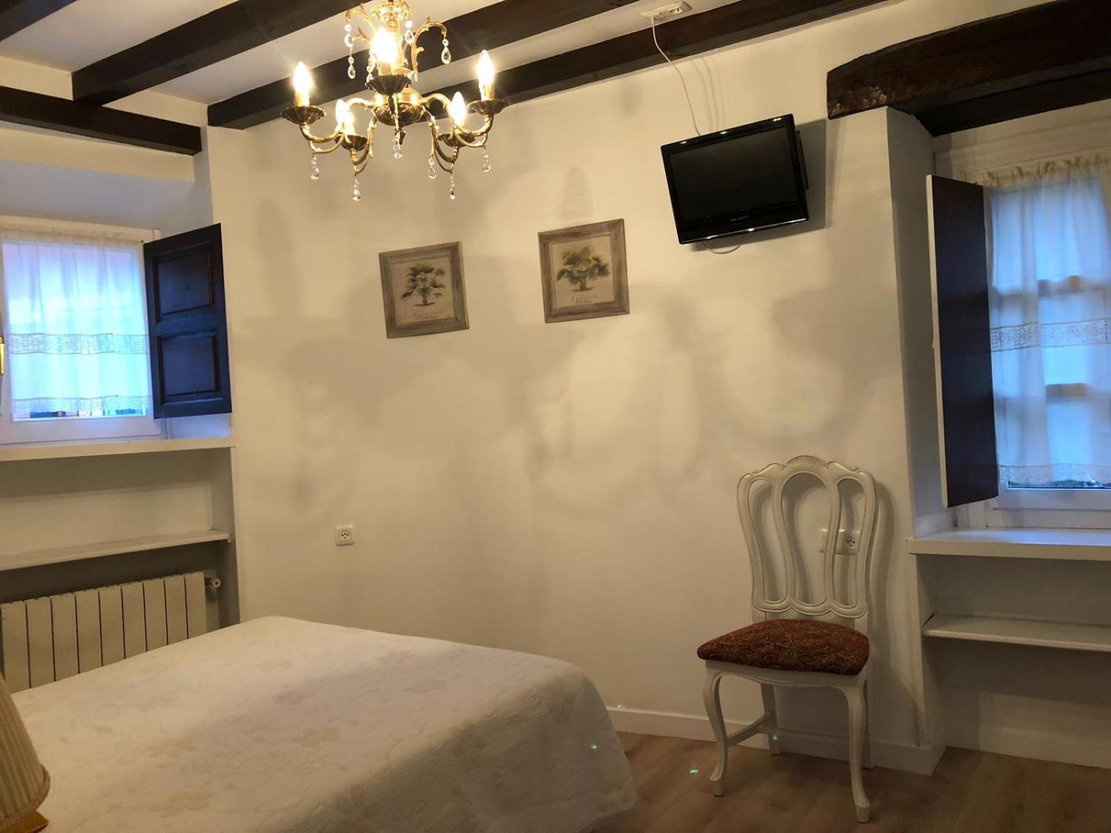 Apartamentos La Casona Ucieda Екстериор снимка