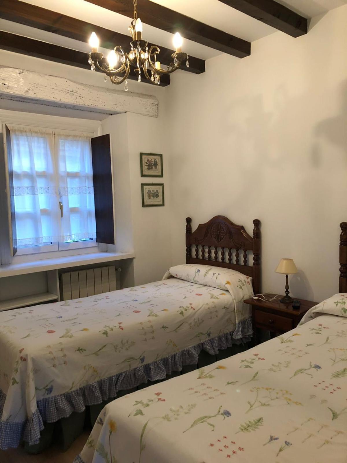 Apartamentos La Casona Ucieda Екстериор снимка