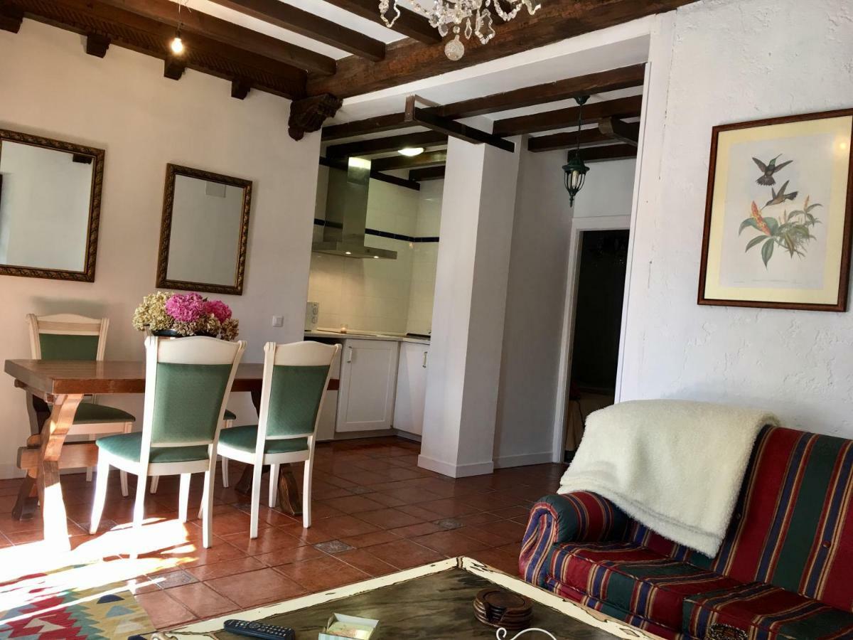 Apartamentos La Casona Ucieda Екстериор снимка