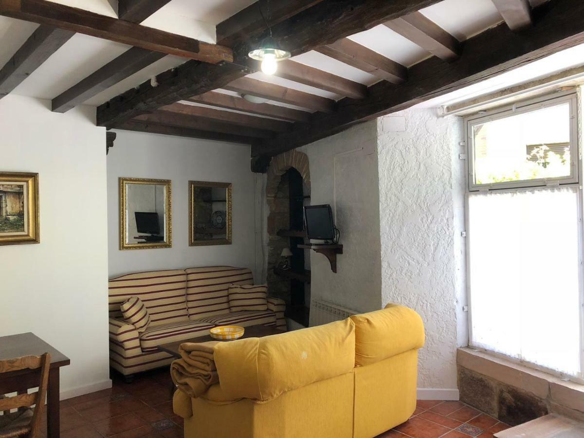 Apartamentos La Casona Ucieda Екстериор снимка